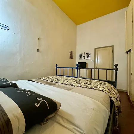 Il Segreto Di Via Laura - House In Apartamento *