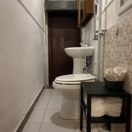 Apartamento Il Segreto Di Via Laura - House In *